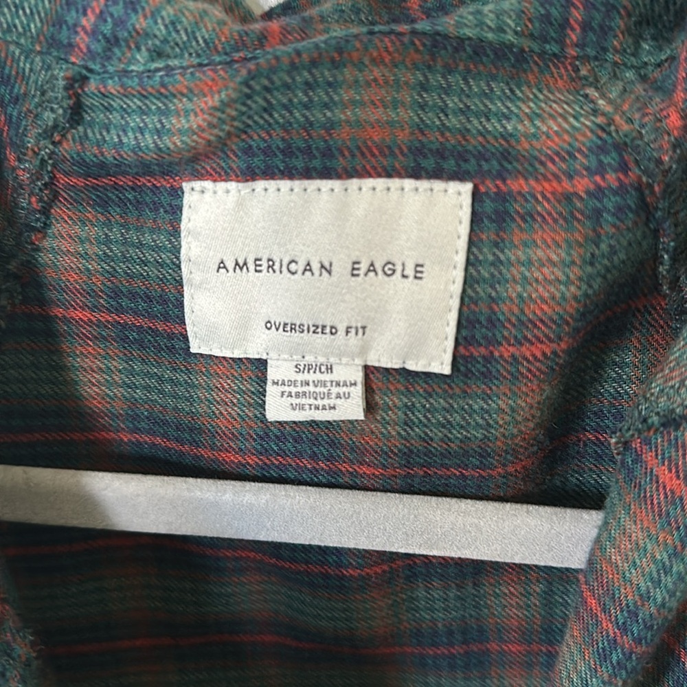 American Eagle Oversized Women’s Flannel - Size Small - Picture 3 of 3